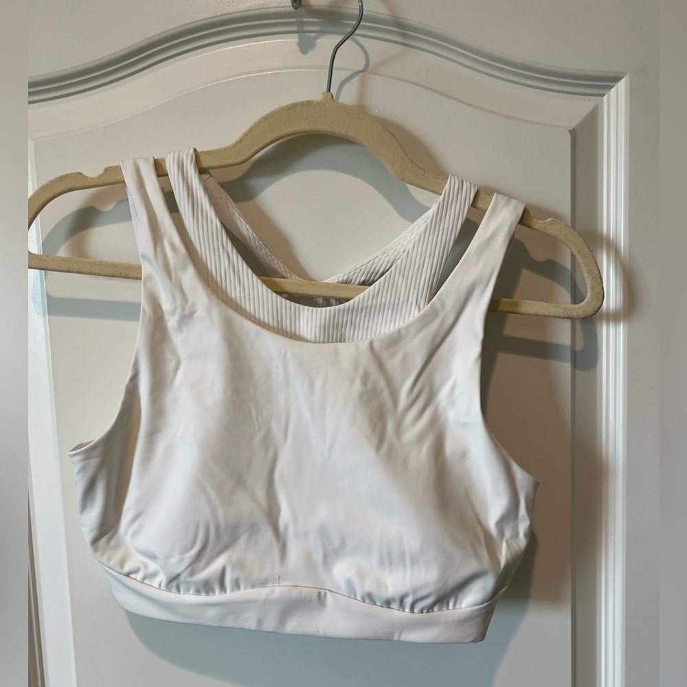 Lululemon High Neck Y-Back Train Bra